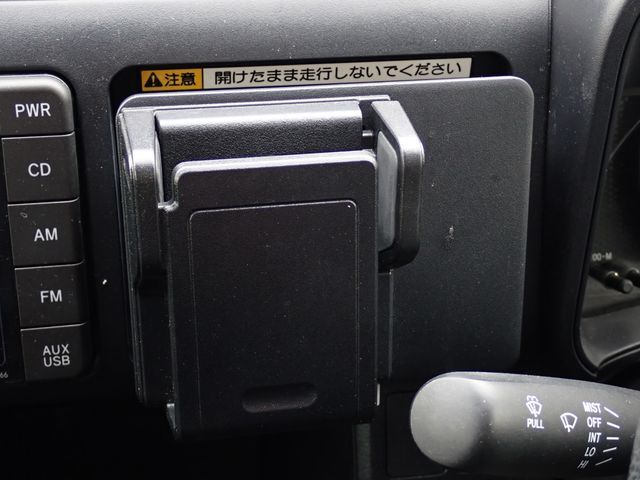 サクシードバン　２ＷＤ（トヨタ）の車両写真
