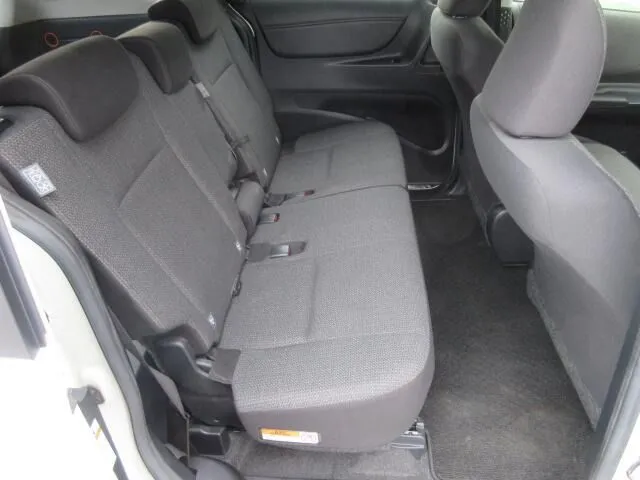 トヨタ　シエンタ