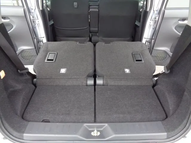 ムーヴ　４ＷＤ（ダイハツ）の車両写真