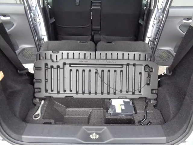 ムーヴ　４ＷＤ（ダイハツ）の車両写真