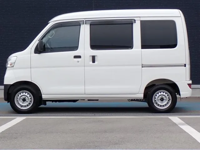 ダイハツ ハイゼットカーゴ