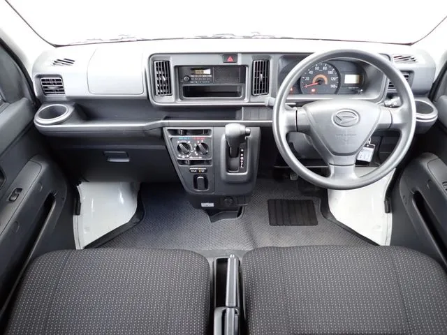 ダイハツ ハイゼットカーゴ