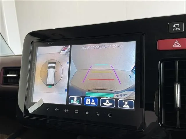 スペーシア　カスタム（スズキ）の車両写真