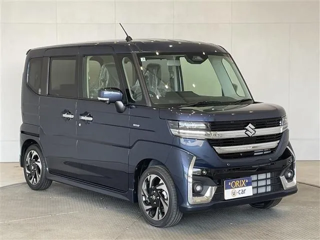 スペーシア　カスタム（スズキ）の車両写真