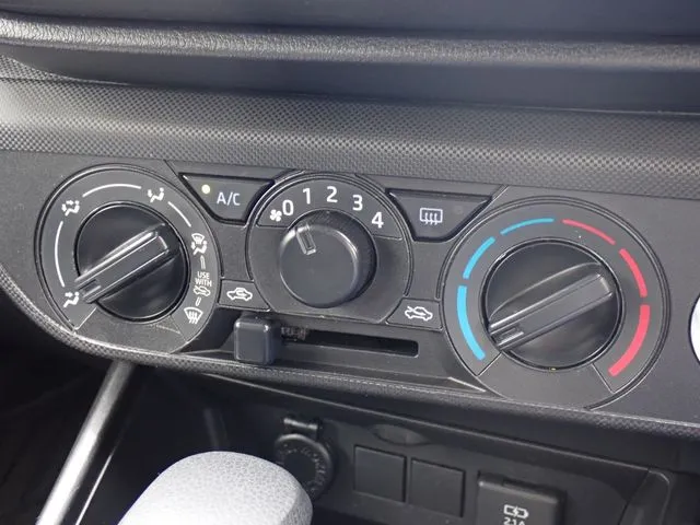 ロッキー（ダイハツ）の車両写真