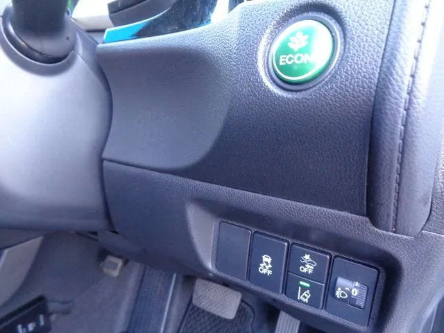 ホンダ　シャトル　ハイブリッド