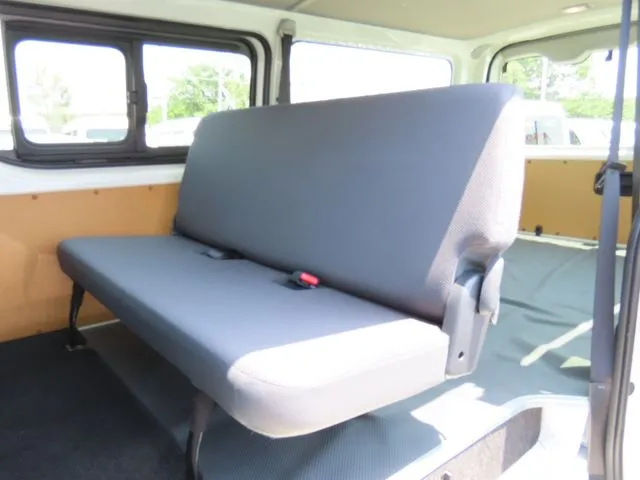 ハイエースバン 2WD(トヨタ)の車両写真