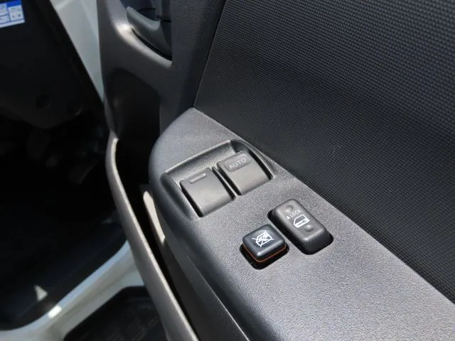 ハイエースバン 2WD(トヨタ)の車両写真