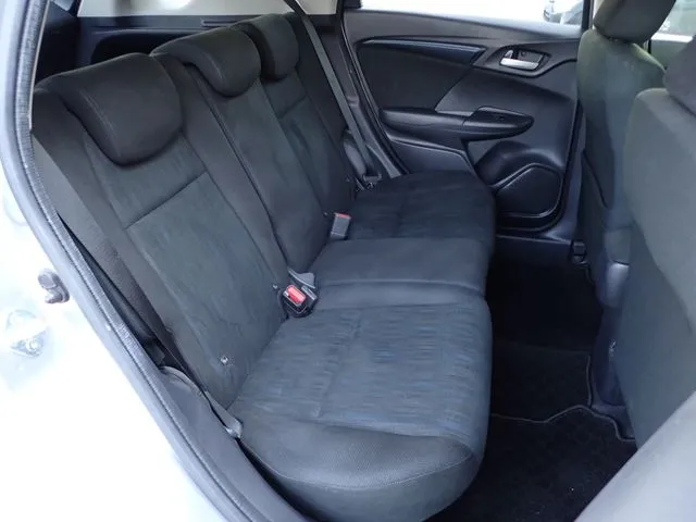 ホンダ　シャトル　ハイブリッド