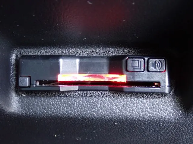 ホンダ　シャトル　ハイブリッド