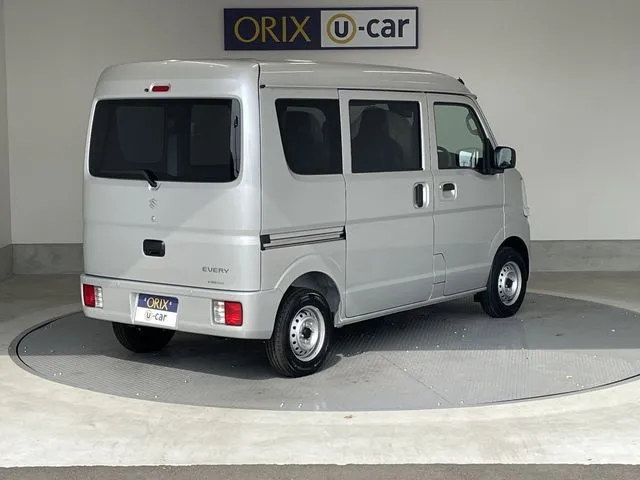 スズキ　エブリイバン