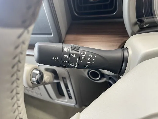 スズキ　アルト　ラパン　ＬＣ