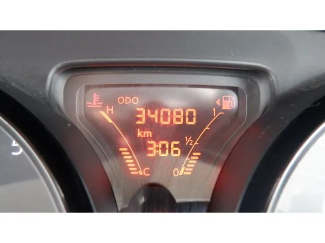 ノート（ニッサン）の車両写真