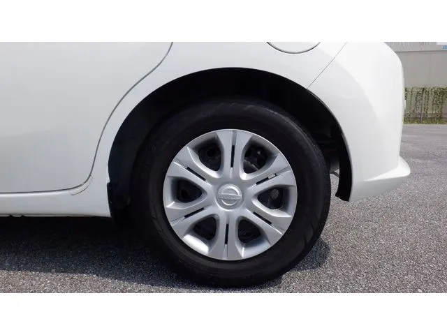 ノート（ニッサン）の車両写真