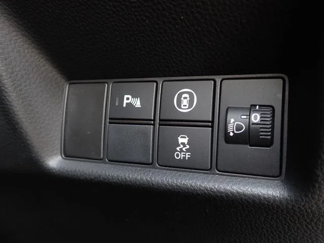 ホンダ　フィット　ｅ：ＨＥＶ