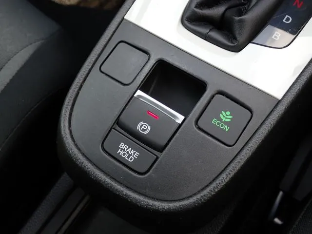 ホンダ　フィット　ｅ：ＨＥＶ