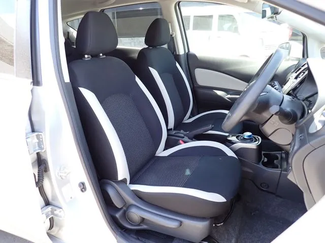 ニッサン ノート