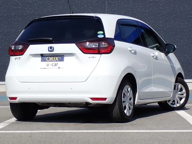 フィット　ｅ：ＨＥＶ（ホンダ）の車両写真