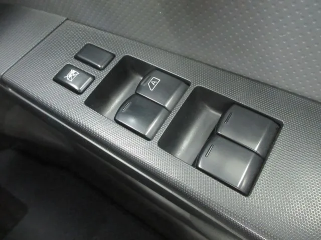 NV150 AD 4WD(ニッサン)の車両写真