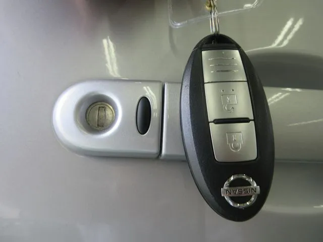 NV150 AD 4WD(ニッサン)の車両写真