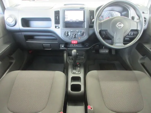 NV150 AD 4WD(ニッサン)の車両写真