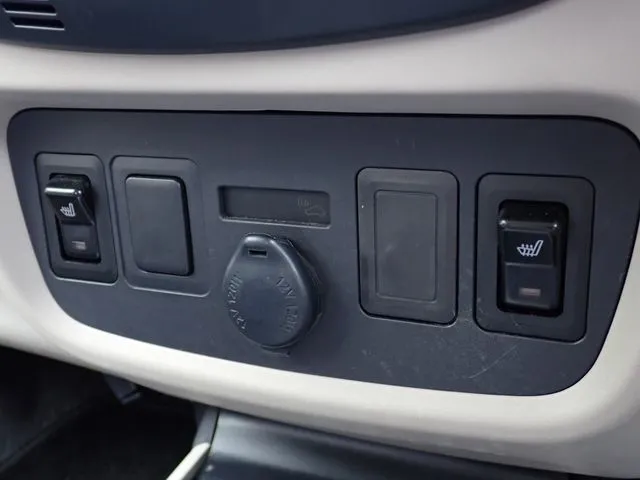 アイ　ミーブ（ミツビシ）の車両写真