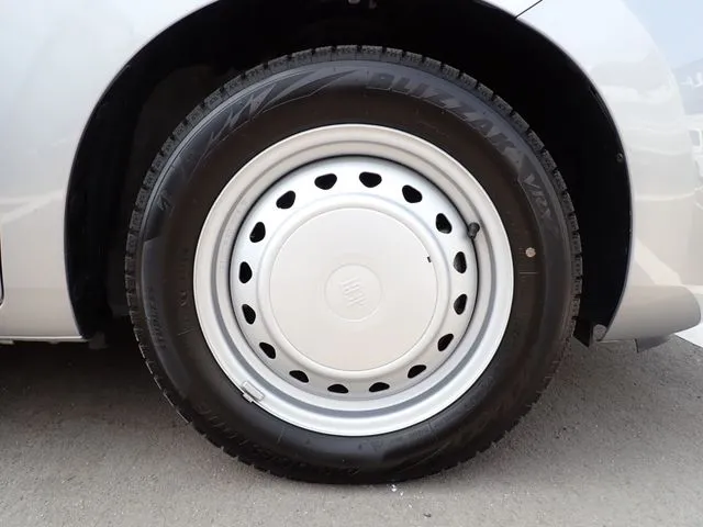 ホンダ　フィット　ｅ：ＨＥＶ