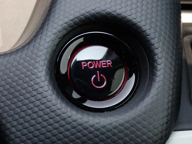 ホンダ　フィット　ｅ：ＨＥＶ