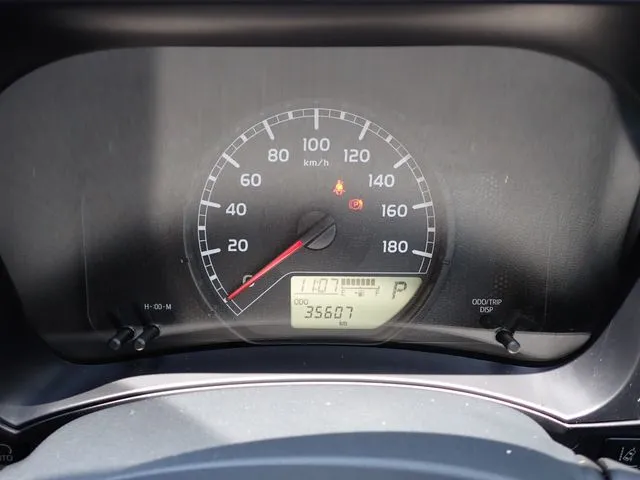 プロボックスバン　２ＷＤ（トヨタ）の車両写真