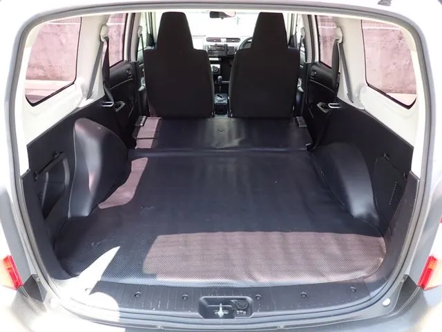 プロボックスバン　２ＷＤ（トヨタ）の車両写真