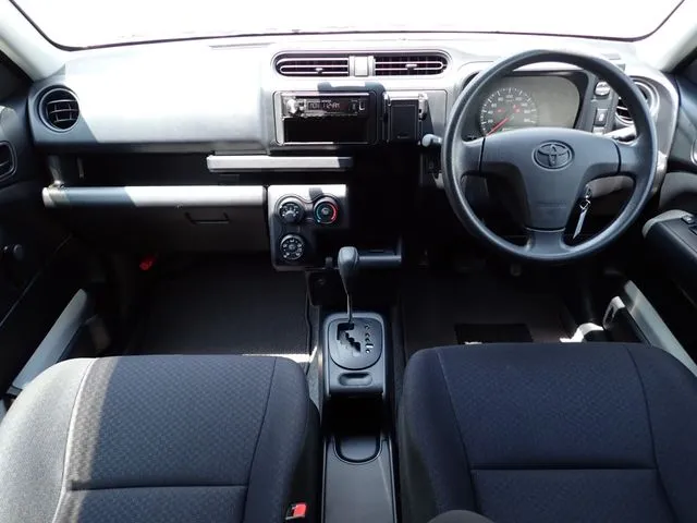 プロボックスバン　２ＷＤ（トヨタ）の車両写真