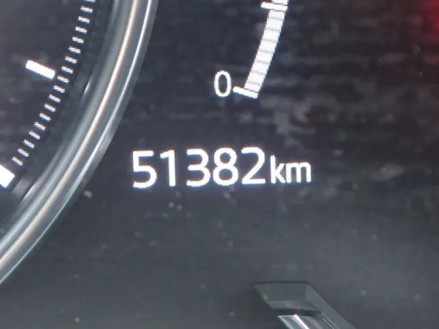 マツダ　アテンザ　セダン