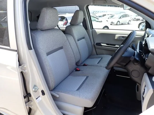 ダイハツ　ブーン