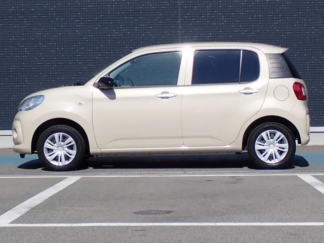 ダイハツ　ブーン