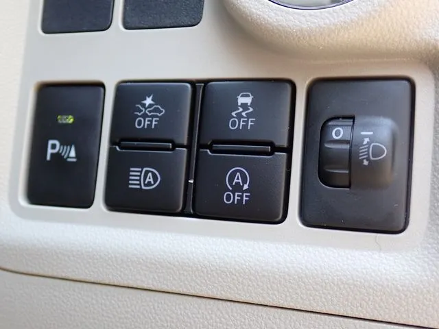 ダイハツ　ブーン