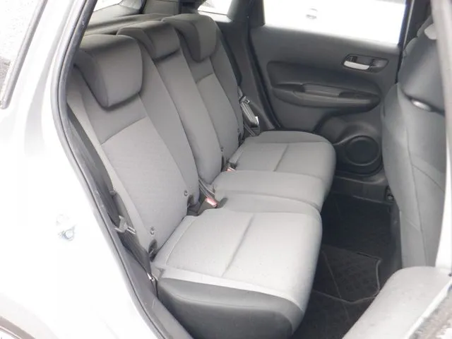 フィット　ｅ：ＨＥＶ（ホンダ）の車両写真