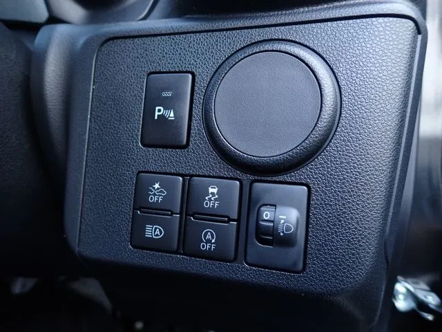 ミラ　イース（ダイハツ）の車両写真