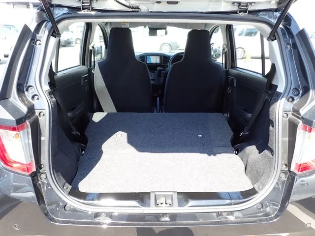 ミラ　イース（ダイハツ）の車両写真