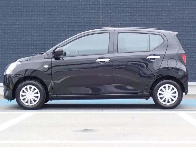 ミラ　イース（ダイハツ）の車両写真