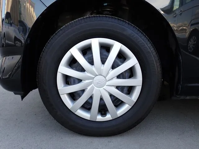 ミラ　イース（ダイハツ）の車両写真