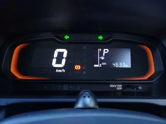 ミラ　イース（ダイハツ）の車両写真