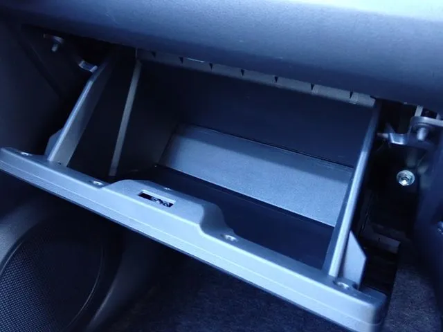 ミラ　イース（ダイハツ）の車両写真