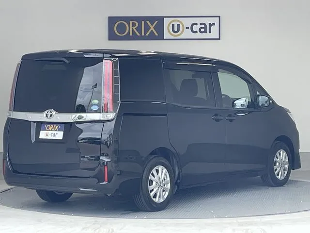 ノア（トヨタ）の車両写真