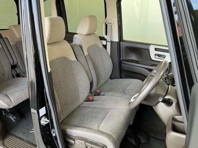 ホンダ　Ｎ　ＢＯＸ