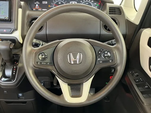 ホンダ　Ｎ　ＢＯＸ