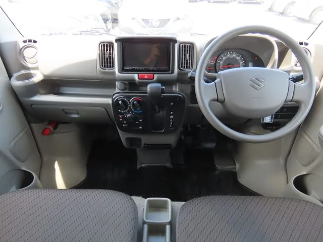 エブリイバン（スズキ）の車両写真