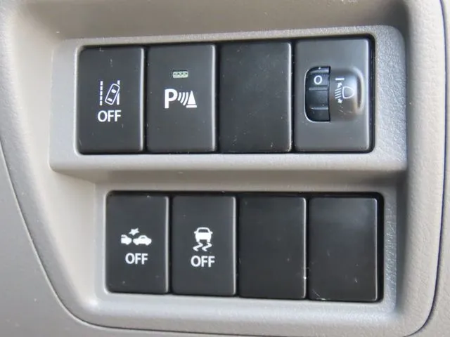 エブリイバン（スズキ）の車両写真