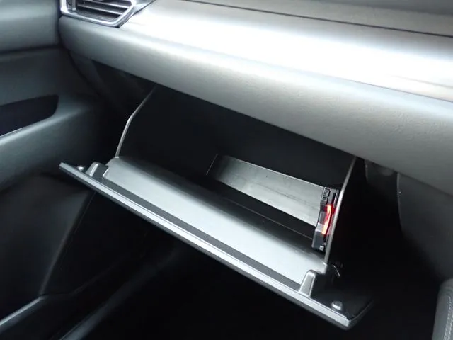 ＣＸ－８　４ＷＤ（マツダ）の車両写真