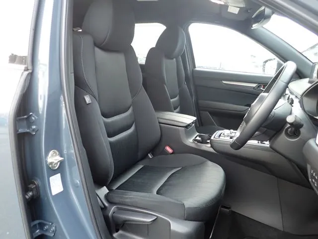 ＣＸ－８　４ＷＤ（マツダ）の車両写真