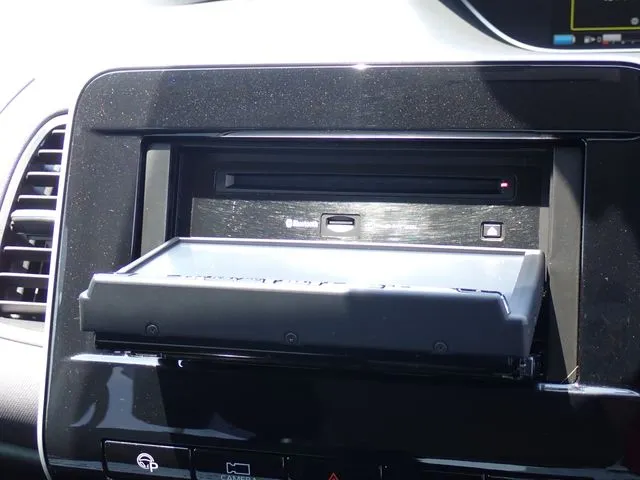 ニッサン　セレナ